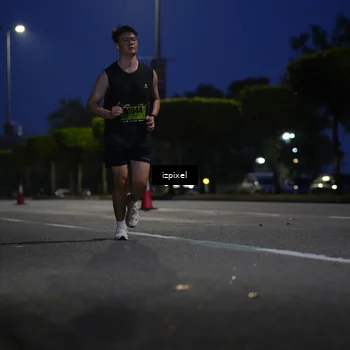 Runner Photo 5475708