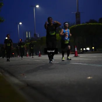 Runner Photo 5475724