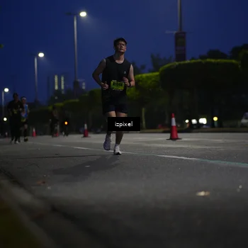 Runner Photo 5475744