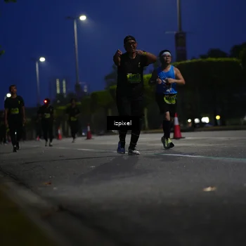 Runner Photo 5475750