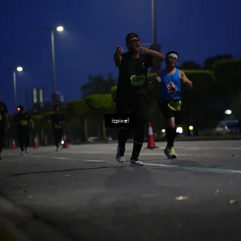 Runner Photo 5475780