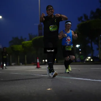 Runner Photo 5475804