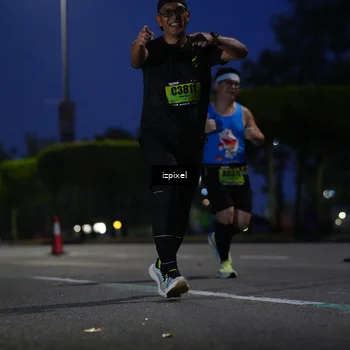 Runner Photo 5475839