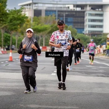 Runner Photo 5475859