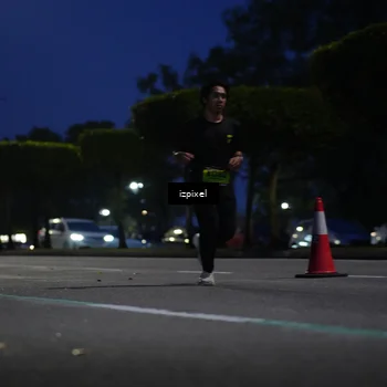 Runner Photo 5475907