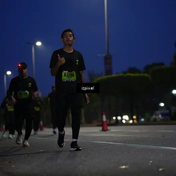 Runner Photo 5475936