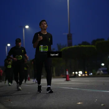 Runner Photo 5475998