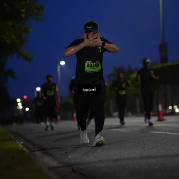 Runner Photo 5476004