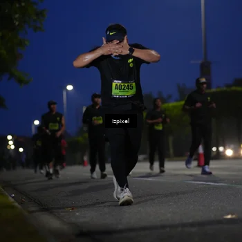 Runner Photo 5476019