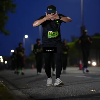 Runner Photo 5476023
