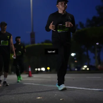 Runner Photo 5476120