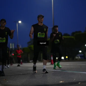 Runner Photo 5476128