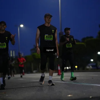 Runner Photo 5476129