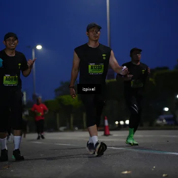Runner Photo 5476135