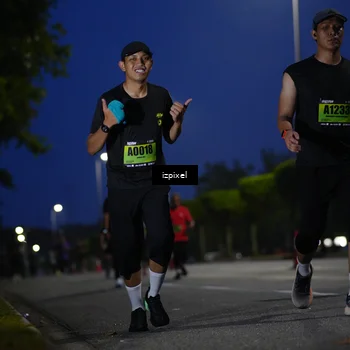 Runner Photo 5476137