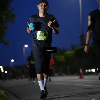 Runner Photo 5476142