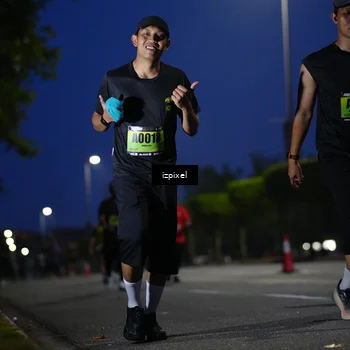 Runner Photo 5476154