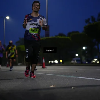 Runner Photo 5476160
