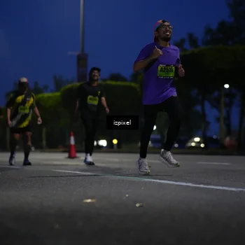 Runner Photo 5476176