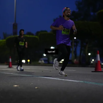 Runner Photo 5476179