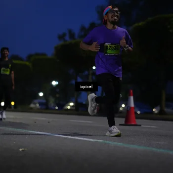 Runner Photo 5476181