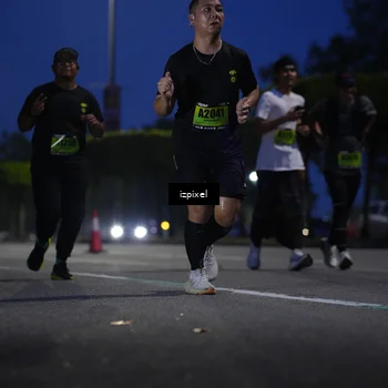 Runner Photo 5476226