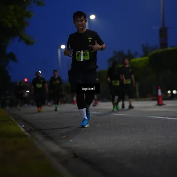 Runner Photo 5476249