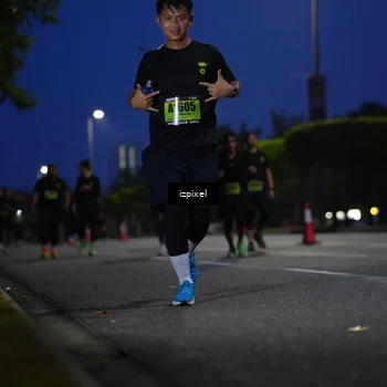 Runner Photo 5476255