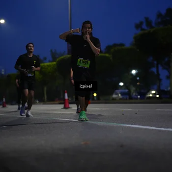 Runner Photo 5476268