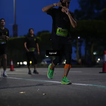 Runner Photo 5476278