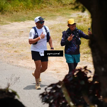 Runner Photo 5476402