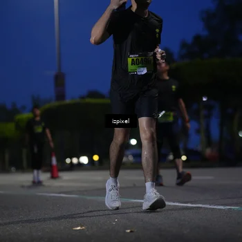 Runner Photo 5476700