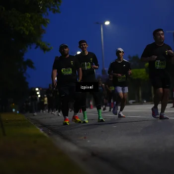Runner Photo 5476715