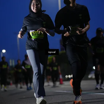 Runner Photo 5476778