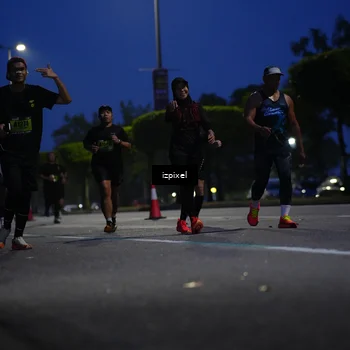 Runner Photo 5476792