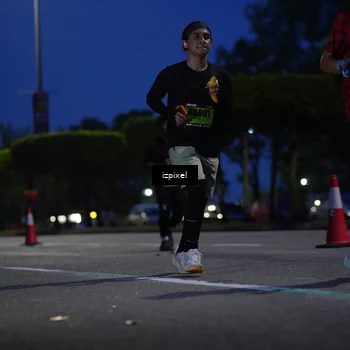 Runner Photo 5476807