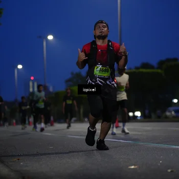 Runner Photo 5476812
