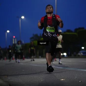 Runner Photo 5476815