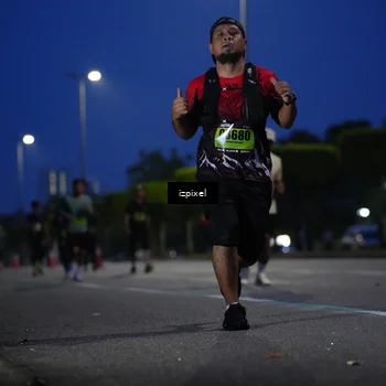 Runner Photo 5476818