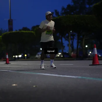 Runner Photo 5476824