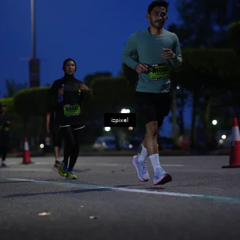Runner Photo 5476839