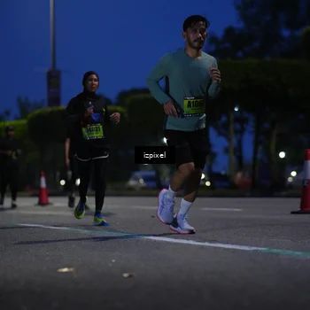 Runner Photo 5476840