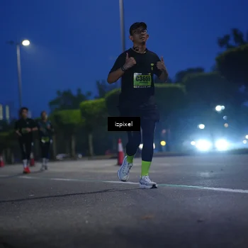Runner Photo 5476873