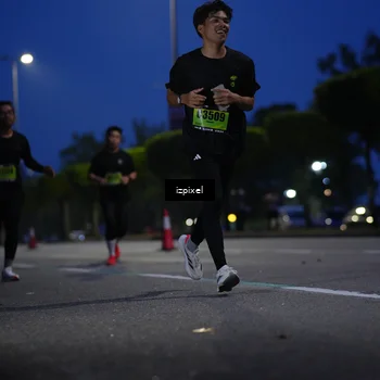 Runner Photo 5476885