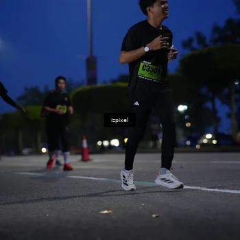 Runner Photo 5476889