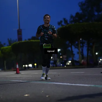Runner Photo 5476907