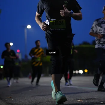Runner Photo 5476957