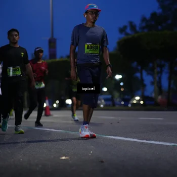 Runner Photo 5476982