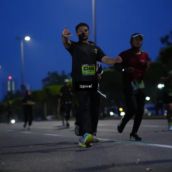 Runner Photo 5476990