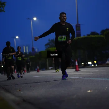 Runner Photo 5477028
